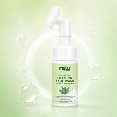 Espuma de limpieza refina piel 100 ML con cepillo silicona