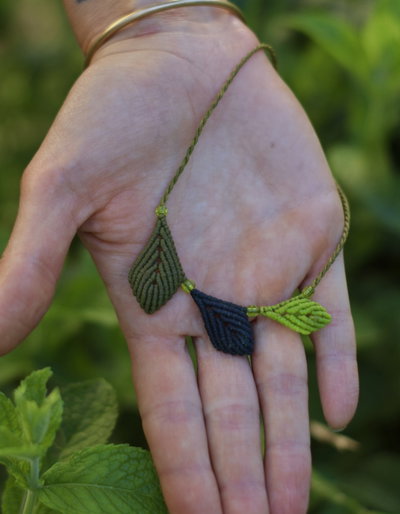 Collar de hojitas🍂