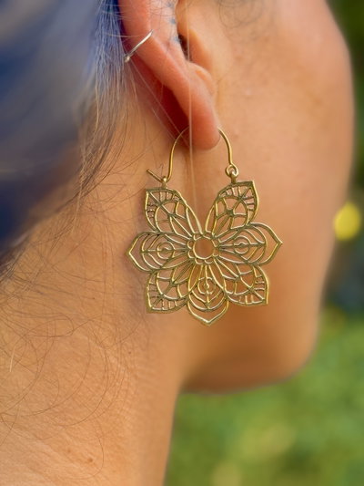 Aros Flor Mandala en bronce✨