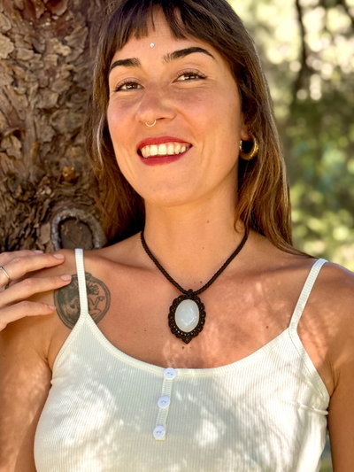 Collar Tribal Ónix blanco🤍