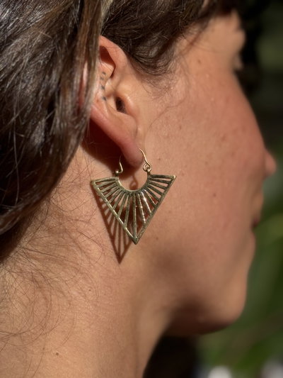 Aros Triángulo en bronce✨
