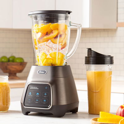Licuadora OSTER Tecnología Reversible, Pantalla Táctil, Vaso BLend-N-Go, BLSTPYG1312XBG