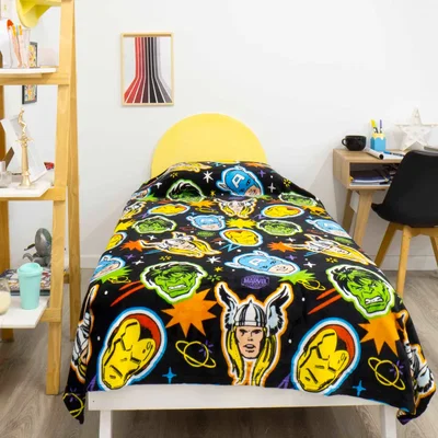 Frazada super soft  Piñata AVENGERS 1 plaza y media