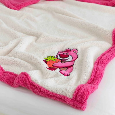 Manta Corderito Doble Con Bordado de LOTSO - PIÑATA