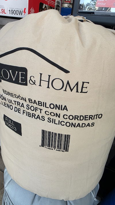 EDREDON CON CORDERITO  2 y 1/2 plazas  color beige 