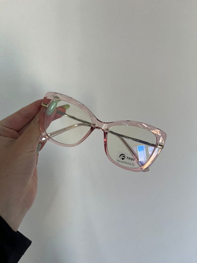 Armazón fiore con relieve rosa descanso