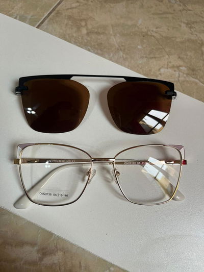 Clip on ares rosa
