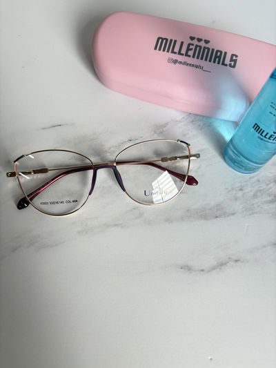 armazon magda morado 