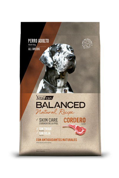 Vitalcan Balanced Natural Recipe perro adulto cordero 15kg