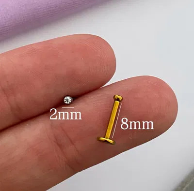Labret micro cubic - Titanio