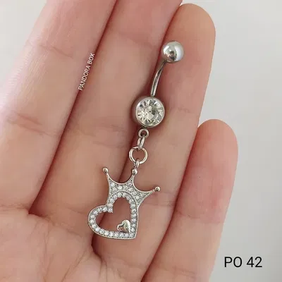 Piercing ombligo corazón cubic