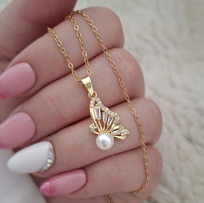 Collar mariposa perla - Dorado 