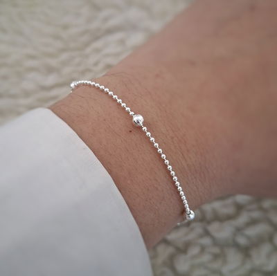 Pulsera bolitas - Ac. Blanco