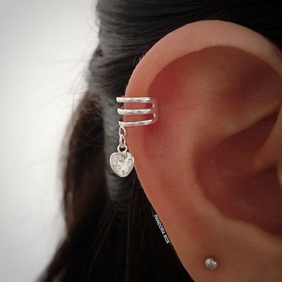 Ear cuff 3 lineas cubic corazón 