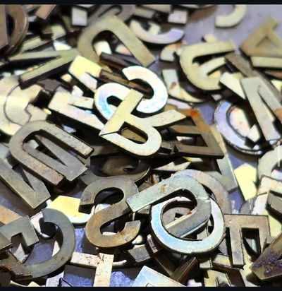 Letras y números 