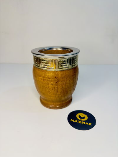 Imperial de algarrobo guarda alpaca