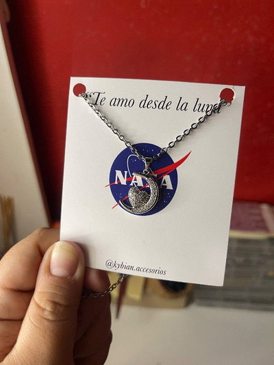 Collar: Te amo desde la luna