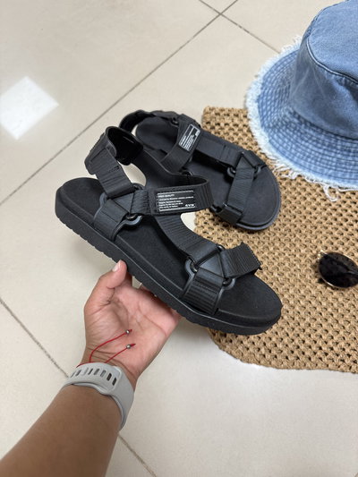 Teva negro