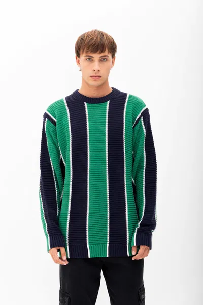 SWEATER DRUNK