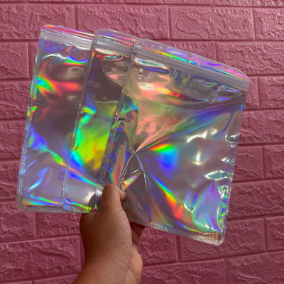 Bolsa holografica plateada 17x25 Xu