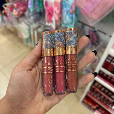 Labial matte x3