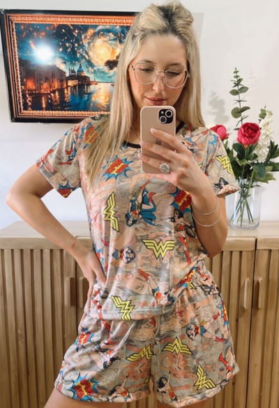 Pijama mujer maravilla abarca hasta el talle 60
