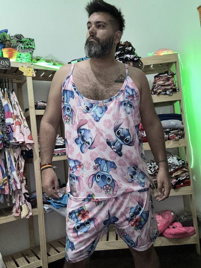 Pijama musculosa talle 64/66 stitch flor en la cabeza