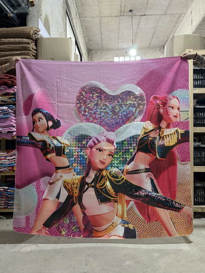 Lona demon hunter rosa