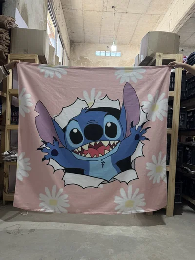 Maxitoallon Stitch Rosa
