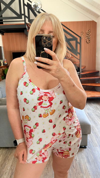 Pijama musculosa talle 64/66 Frutillita