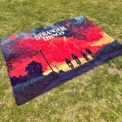 Lona Stranger Things 
