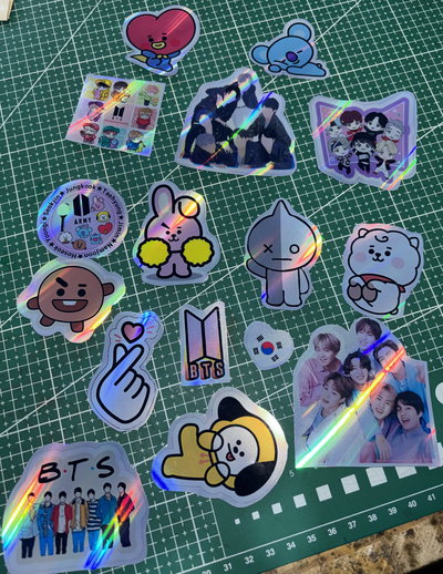 Plancha de stickers BRILLANTES BT21