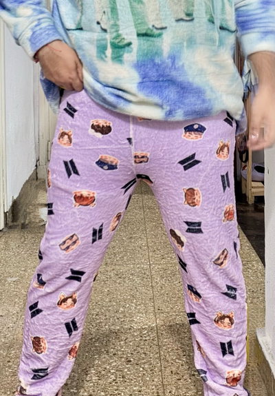 Pantalón de polar soft BTS talle 38/40 