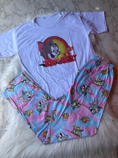 Pijama tom y jerry otoño talle 58/60