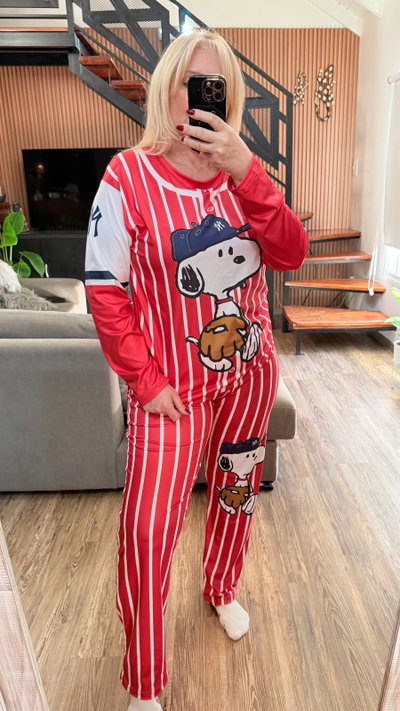 Pijama “camisero” Snoopy talle 64/66 