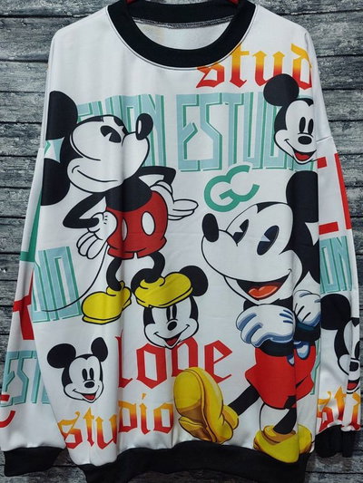 Buzo talle 7 Mickey blanco 