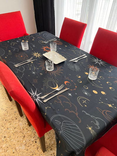 Mantel negro soles y lunas
