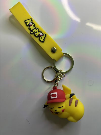 Llavero Pikachu durmiendo