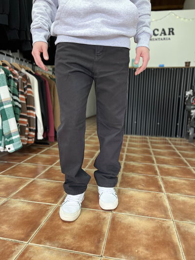 Jean loose fit negro