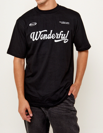 Remera negra