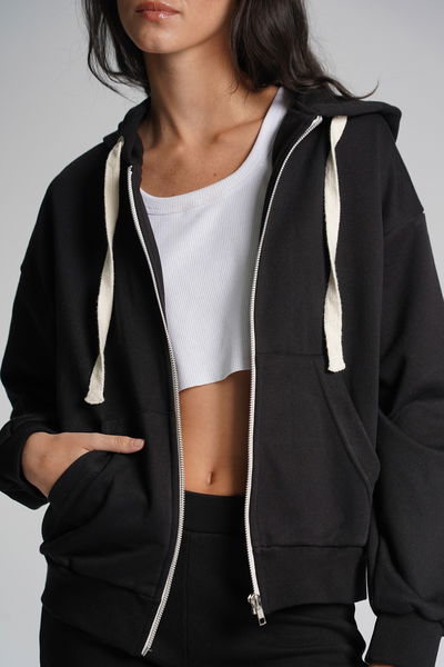 Campera básica negra