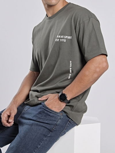 Remera oversize verde militar