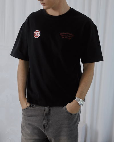 Remera negra overzise/boxy fit