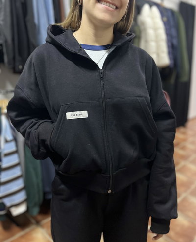 Campera over frisada negra