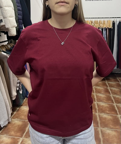 Remera boxy bordó