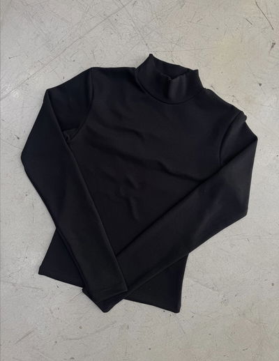 Polera ribb brush negra