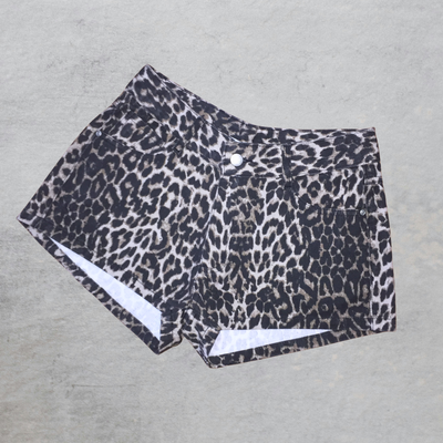 Short Leopardo