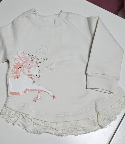 Buzo Unicorn manteca