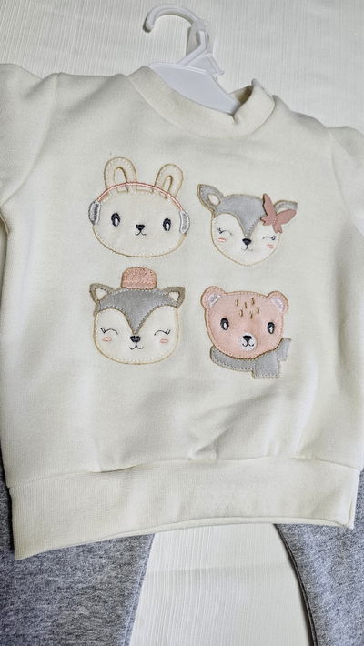 Conjunto frizado animalitos beige