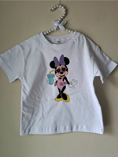 Remera Minnie Over